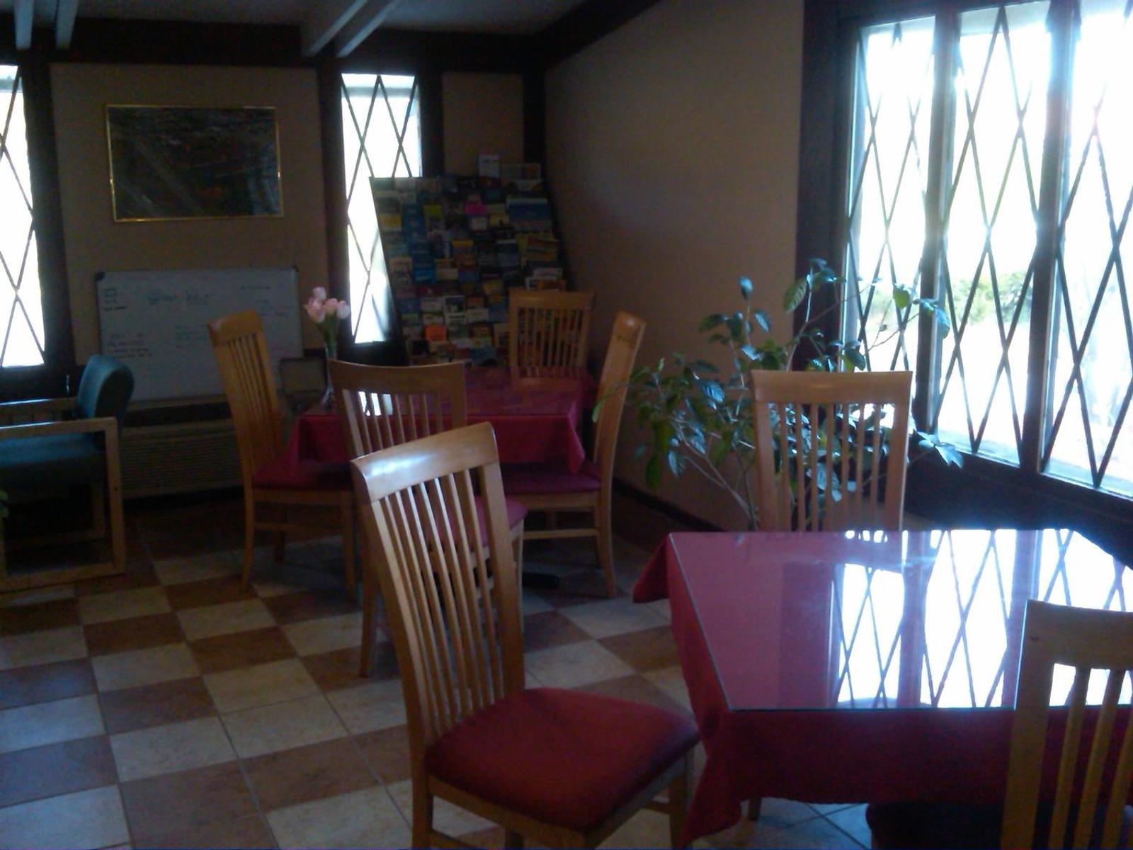 Knights Inn - Battle Creek Main image 1